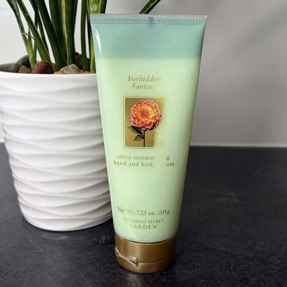 NEW Victoria's Secret Garden FORBIDDEN FANTASY Moisturizing Hand Body Cream